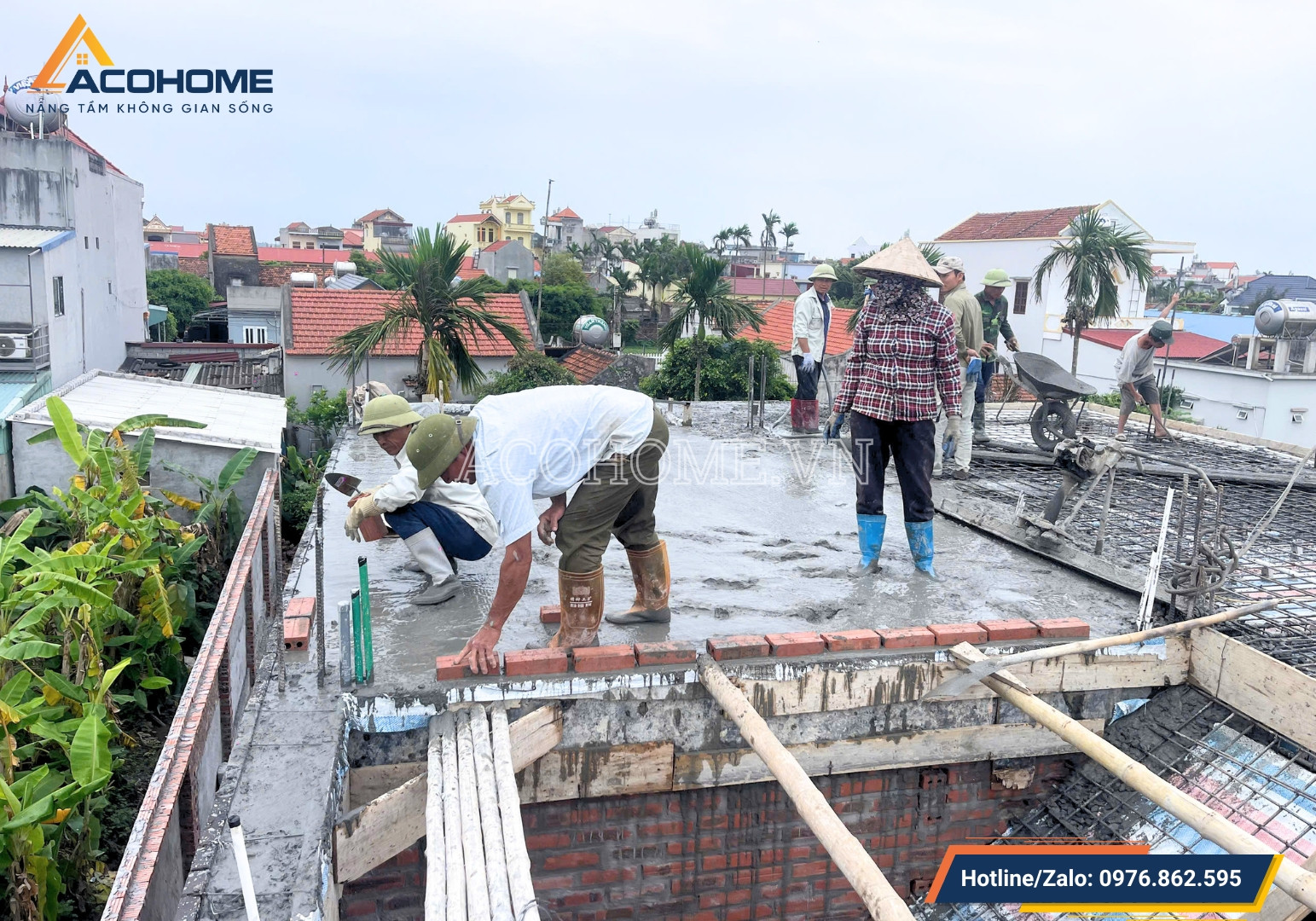 Đổ bê tông tầng 2 và…